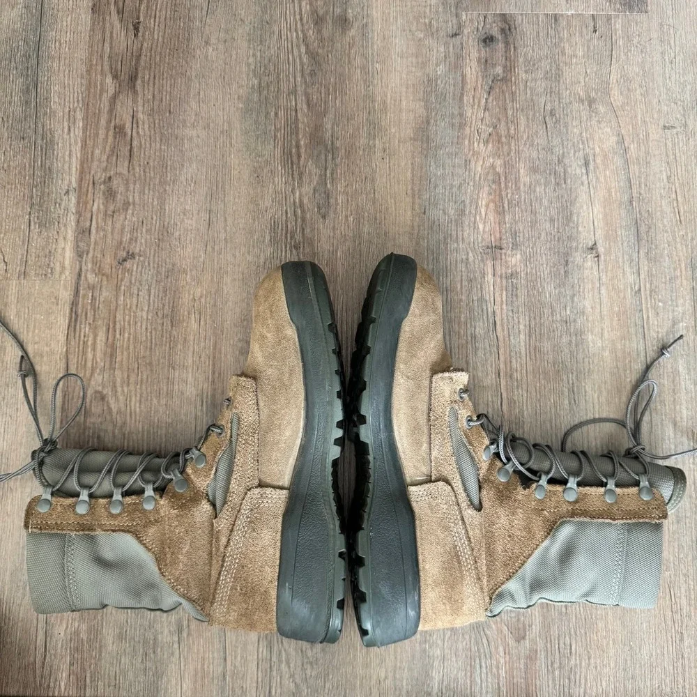 Belleville Tactical Boots Tan Suede Goretex Vibram Sole Mens 8 R Made In USA